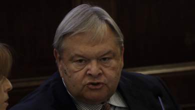 venizelos-oi-polites-apaitoyn-na-diereynithei-to-dystychima-apo-anexartites-epitropes-0