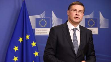 i-euractiv-gia-ton-ntomprovskis-kai-tis-parakoloythiseis-se-sovietiki-enosi-kai-ellada-0