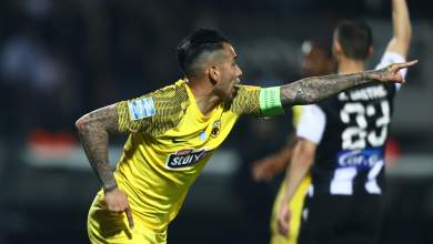 me-charaktira-protathlitrias-i-aek-alose-tin-toympa-vinteo-0
