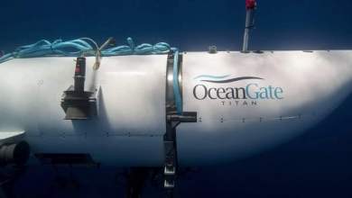 titan-pos-dialyetai-ena-ypovrychio-logo-aposympiesis-vinteo-0