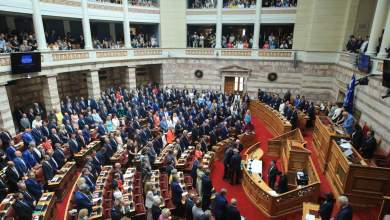 eklegetai-to-neo-proedreio-tis-voylis-live-0